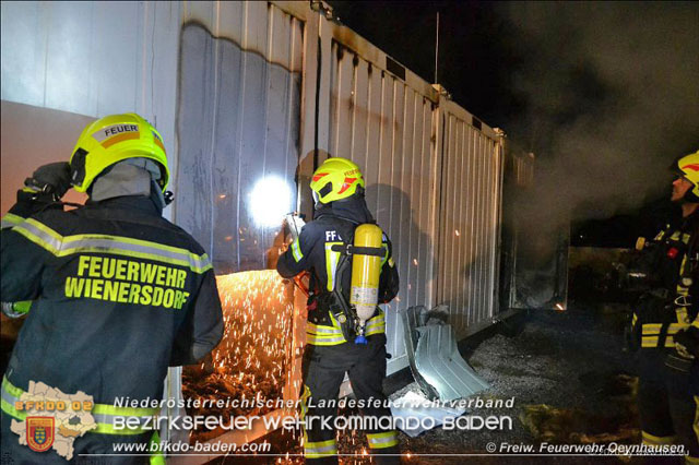 20200112 Brand am ehemaligen Firmengelände Petersen in Traiskirchen Möllersdorf   Fotos: © FF Oeynhausen www.ffoe.eu
