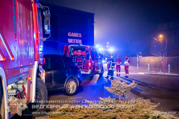 2020_01_18 Geschäftsbrand in Kottingbrunn - Foto: Stefan Schneider & Daniel Wirth
