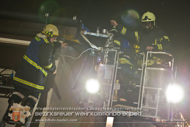 2020_01_18 Geschäftsbrand in Kottingbrunn - Foto: Stefan Schneider & Daniel Wirth