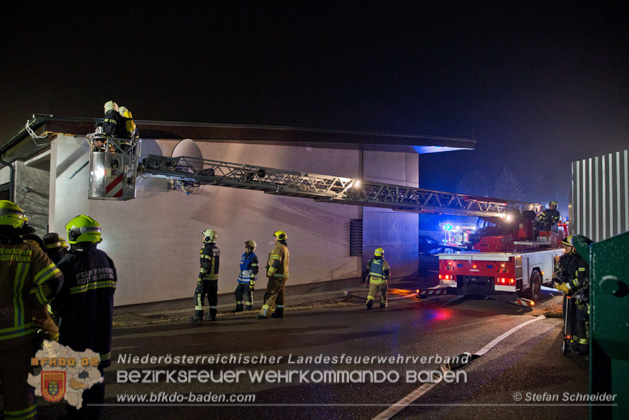 2020_01_18 Geschäftsbrand in Kottingbrunn - Foto: Stefan Schneider & Daniel Wirth