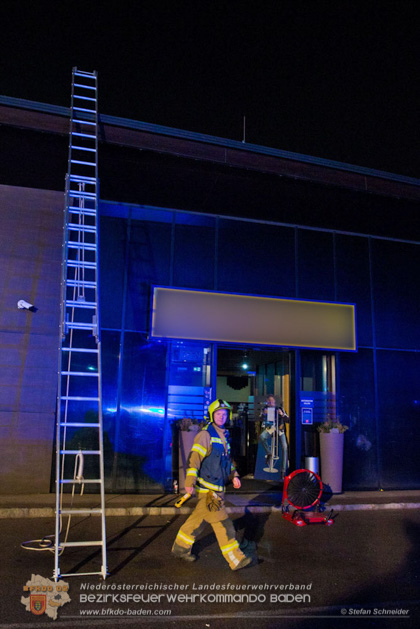 2020_01_18 Geschäftsbrand in Kottingbrunn - Foto: Stefan Schneider & Daniel Wirth