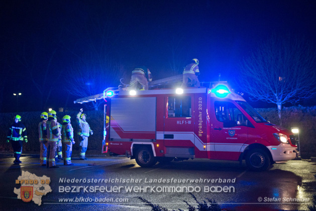 2020_01_18 Geschäftsbrand in Kottingbrunn - Foto: Stefan Schneider & Daniel Wirth