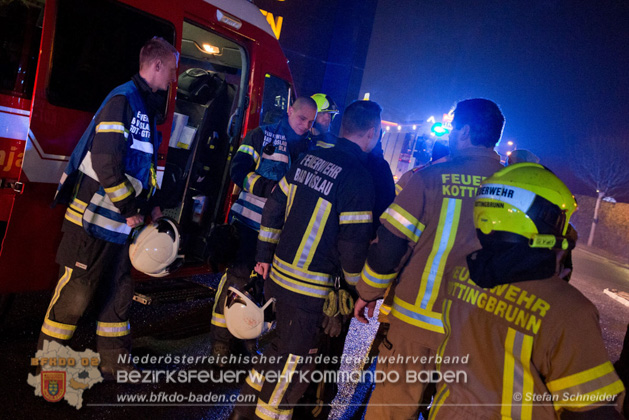 2020_01_18 Geschäftsbrand in Kottingbrunn - Foto: Stefan Schneider & Daniel Wirth