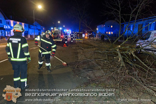 20200123 Spektakulärer Verkehrsunfall im Sooßer Ortsgebiet  Foto: © Stefan Schneider