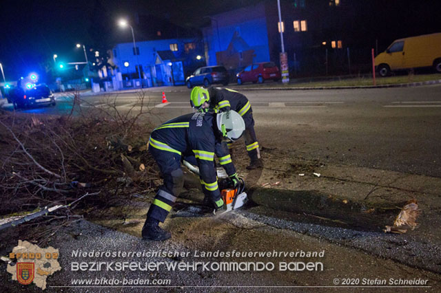 20200123 Spektakulärer Verkehrsunfall im Sooßer Ortsgebiet  Foto: © Stefan Schneider