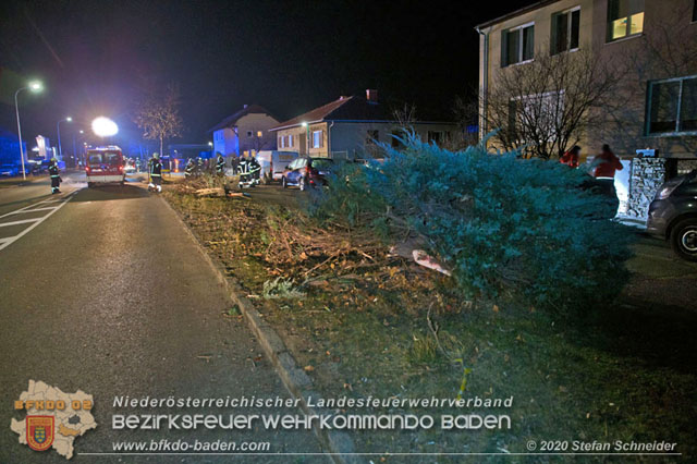 20200123 Spektakulärer Verkehrsunfall im Sooßer Ortsgebiet  Foto: © Stefan Schneider