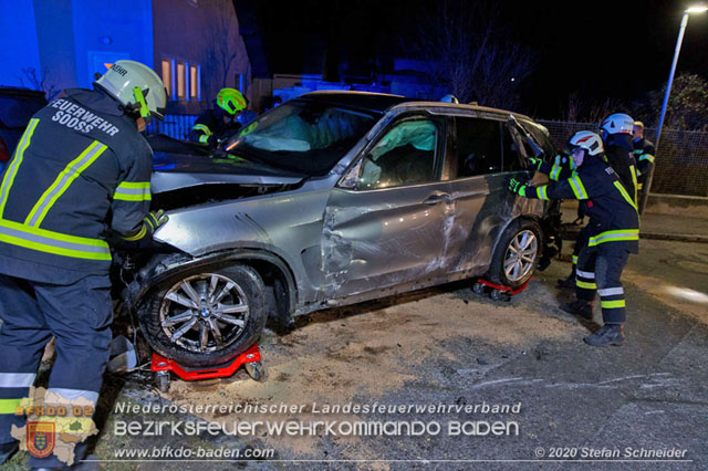 20200123 Spektakulärer Verkehrsunfall im Sooßer Ortsgebiet  Foto: © Stefan Schneider