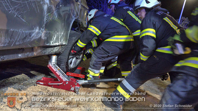 20200123 Spektakulärer Verkehrsunfall im Sooßer Ortsgebiet  Foto: © Stefan Schneider