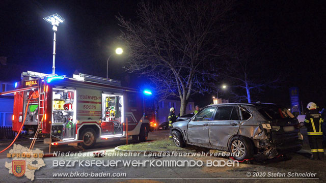 20200123 Spektakulärer Verkehrsunfall im Sooßer Ortsgebiet  Foto: © Stefan Schneider