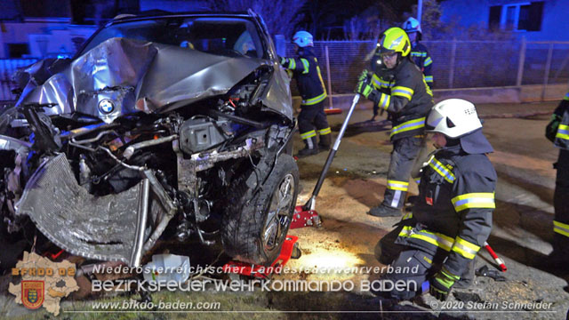 20200123 Spektakulärer Verkehrsunfall im Sooßer Ortsgebiet  Foto: © Stefan Schneider
