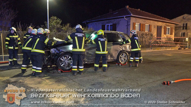 20200123 Spektakulärer Verkehrsunfall im Sooßer Ortsgebiet  Foto: © Stefan Schneider