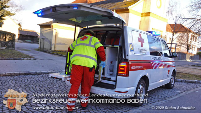 20200205 Verkehrsunfall in Teesdorf Foto: © Stefan Schneider 20200205 Verkehrsunfall in Teesdorf Foto: © Stefan Schneider