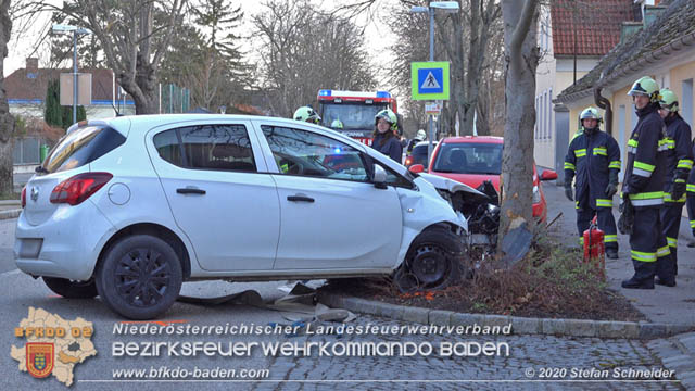 20200205 Verkehrsunfall in Teesdorf Foto: © Stefan Schneider 20200205 Verkehrsunfall in Teesdorf Foto: © Stefan Schneider