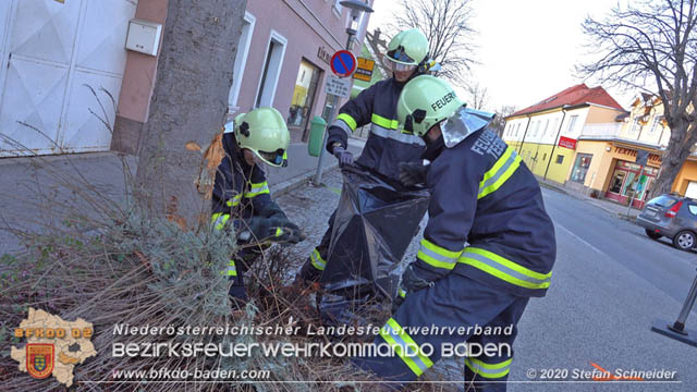 20200205 Verkehrsunfall in Teesdorf Foto: © Stefan Schneider 20200205 Verkehrsunfall in Teesdorf Foto: © Stefan Schneider