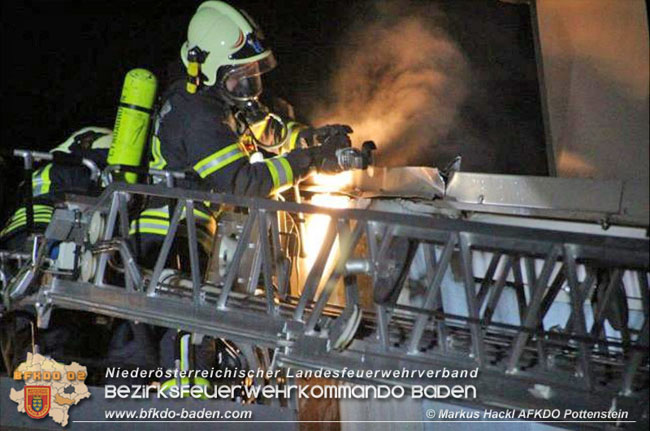 20200214 Brand in einer Hirtenberger Dachgeschosswohnung Foto: © Markus Hackl AFKDO Pottenstein 20200214 Brand in einer Hirtenberger Dachgeschosswohnung Foto: © Markus Hackl AFKDO Pottenstein