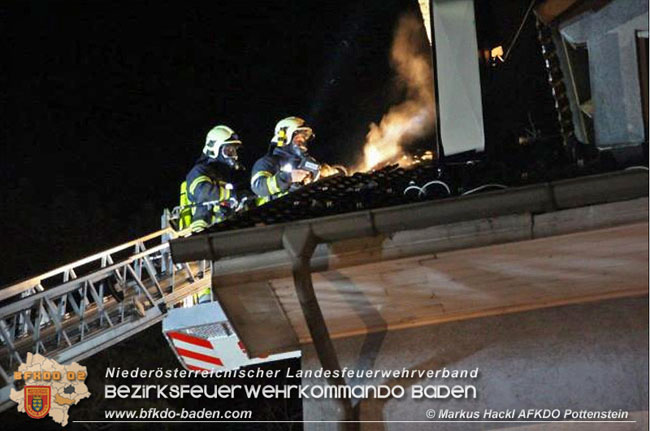 20200214 Brand in einer Hirtenberger Dachgeschosswohnung Foto: © Markus Hackl AFKDO Pottenstein 20200214 Brand in einer Hirtenberger Dachgeschosswohnung Foto: © Markus Hackl AFKDO Pottenstein