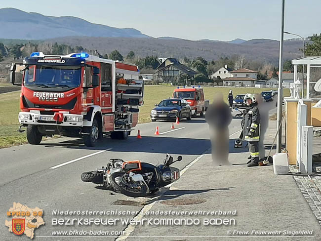 20200216 Motorradunfall in Siegenfeld Foto: © Freiwillige Feuerwehr Siegenfeld 20200216 Motorradunfall in Siegenfeld Foto: © Freiwillige Feuerwehr Siegenfeld