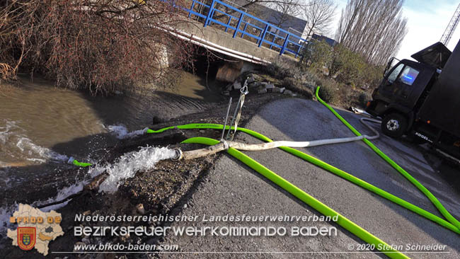 20200217-22 Mehrtägige Pumparbeiten nach Bruch ener 150er Hauptwasserleitung in Möllersdorf  Foto: © Stefan Schneider