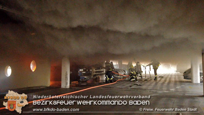 20200304 Fahrzeugbrand in Badener Parkdeck Zentrum Süd Foto: © FF Baden-Stadt / Stefan Schneider 20200304 Fahrzeugbrand in Badener Parkdeck Zentrum Süd Foto: © FF Baden-Stadt / Stefan Schneider