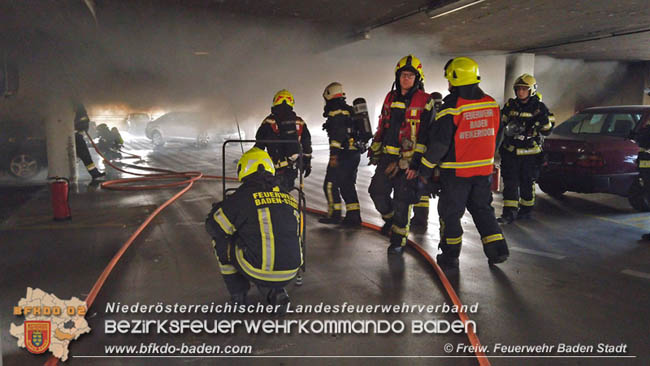 20200304 Fahrzeugbrand in Badener Parkdeck Zentrum Süd Foto: © FF Baden-Stadt / Stefan Schneider 20200304 Fahrzeugbrand in Badener Parkdeck Zentrum Süd Foto: © FF Baden-Stadt / Stefan Schneider
