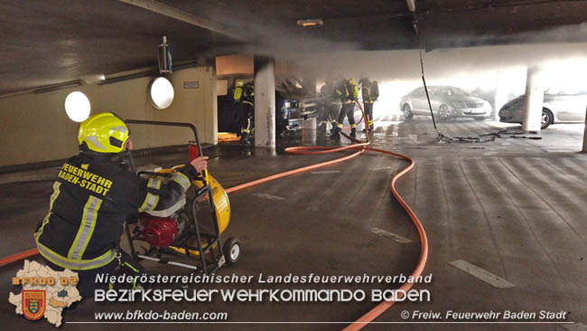 20200304 Fahrzeugbrand in Badener Parkdeck Zentrum Süd Foto: © FF Baden-Stadt / Stefan Schneider 20200304 Fahrzeugbrand in Badener Parkdeck Zentrum Süd Foto: © FF Baden-Stadt / Stefan Schneider