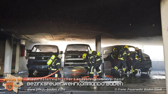 20200304 Fahrzeugbrand in Badener Parkdeck Zentrum Süd Foto: © FF Baden-Stadt / Stefan Schneider 20200304 Fahrzeugbrand in Badener Parkdeck Zentrum Süd Foto: © FF Baden-Stadt / Stefan Schneider