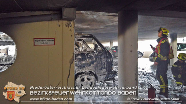 20200304 Fahrzeugbrand in Badener Parkdeck Zentrum Süd Foto: © FF Baden-Stadt / Stefan Schneider 20200304 Fahrzeugbrand in Badener Parkdeck Zentrum Süd Foto: © FF Baden-Stadt / Stefan Schneider
