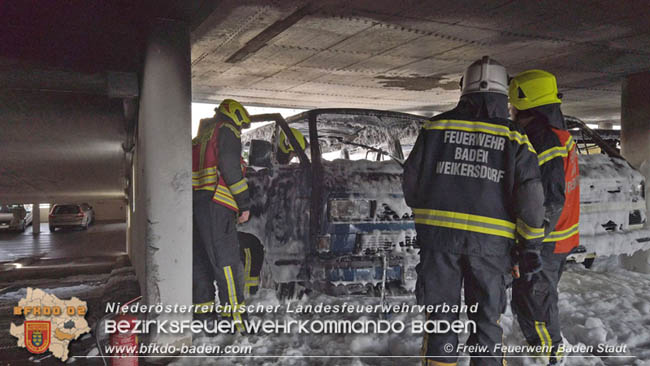 20200304 Fahrzeugbrand in Badener Parkdeck Zentrum Süd Foto: © FF Baden-Stadt / Stefan Schneider 20200304 Fahrzeugbrand in Badener Parkdeck Zentrum Süd Foto: © FF Baden-Stadt / Stefan Schneider