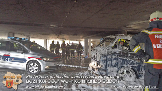 20200304 Fahrzeugbrand in Badener Parkdeck Zentrum Süd Foto: © FF Baden-Stadt / Stefan Schneider 20200304 Fahrzeugbrand in Badener Parkdeck Zentrum Süd Foto: © FF Baden-Stadt / Stefan Schneider