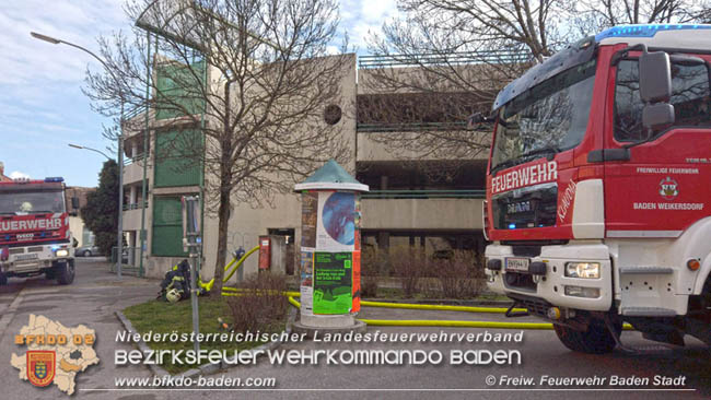 20200304 Fahrzeugbrand in Badener Parkdeck Zentrum Süd Foto: © FF Baden-Stadt / Stefan Schneider 20200304 Fahrzeugbrand in Badener Parkdeck Zentrum Süd Foto: © FF Baden-Stadt / Stefan Schneider