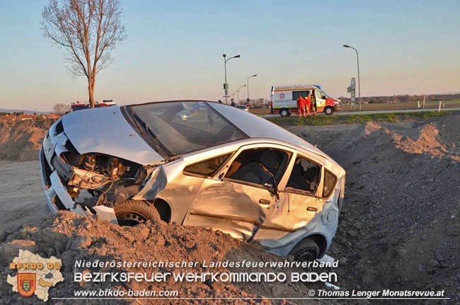 20200322 Verkehrsunfall auf der L150 bei Ebreichsdorf Foto: © Thomas Lenger Monatsrevue.at 20200322 Verkehrsunfall auf der L150 bei Ebreichsdorf Foto: © Thomas Lenger Monatsrevue.at