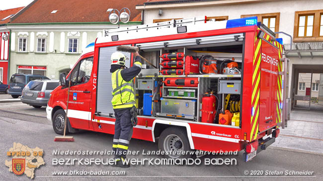 20200322 Verkehrsunfall mit 4 beschädigten Fahrzeugen in Traiskirchen  Foto: © Stefan Schneider