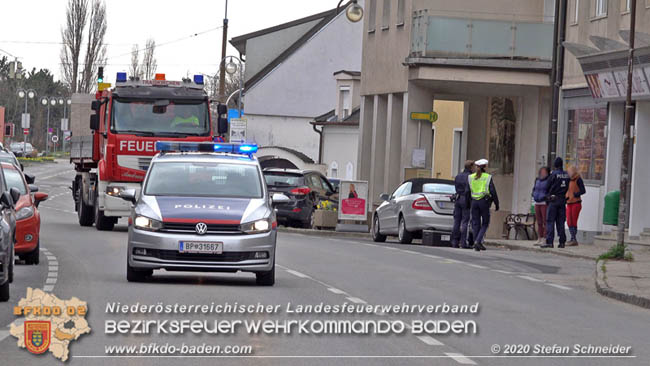 20200322 Verkehrsunfall mit 4 beschädigten Fahrzeugen in Traiskirchen  Foto: © Stefan Schneider