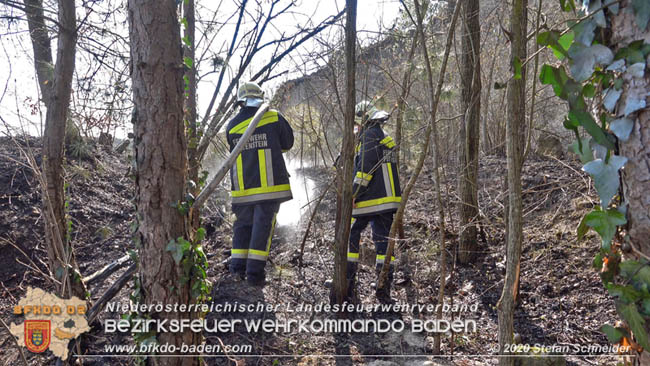 20200403 Waldbrand in Pottenstein Foto: © Stefan Schneider BFK BADEN 20200403 Waldbrand in Pottenstein Foto: © Stefan Schneider BFK BADEN