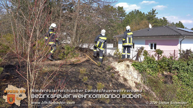 20200403 Waldbrand in Pottenstein Foto: © Stefan Schneider BFK BADEN 20200403 Waldbrand in Pottenstein Foto: © Stefan Schneider BFK BADEN