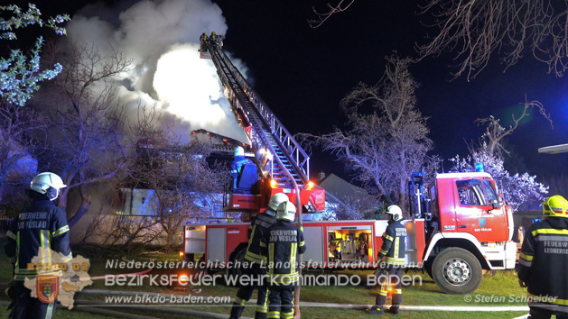 20200405 Dachstuhlbrand Leobersdorf - Foto BFK Baden