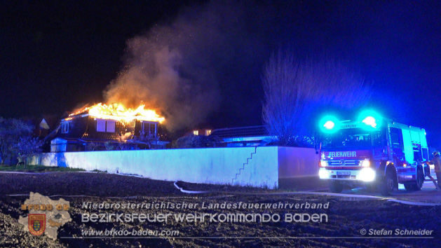 20200405 Dachstuhlbrand Leobersdorf - Foto BFK Baden