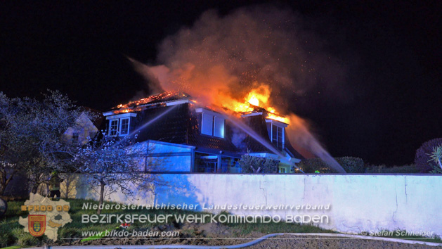 20200405 Dachstuhlbrand Leobersdorf - Foto BFK Baden