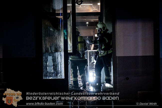 20200409 Brand im Bahnhof Bad Vöslau  Foto: © Daniel Wirth FF Stadt Bad Vöslau