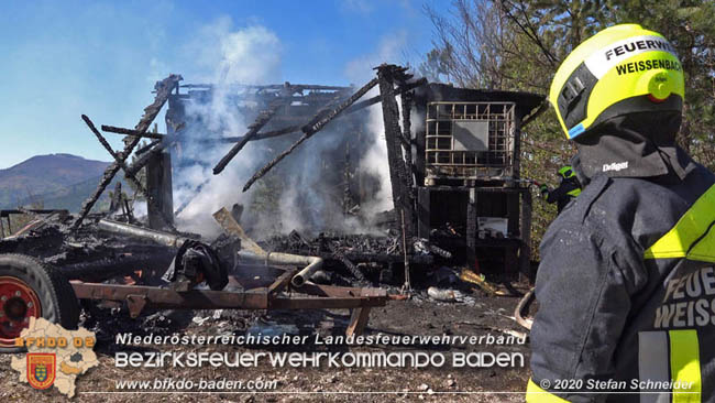 20200420 Brand einer Jagdhütte bei Furth a.d.Triesting  Foto: © Stefan Schneider BFK Baden
