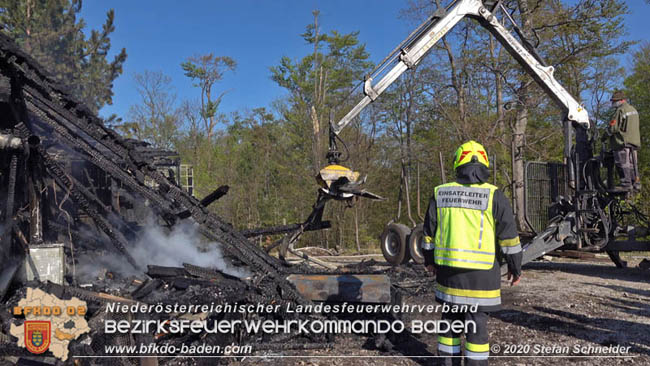 20200420 Brand einer Jagdhütte bei Furth a.d.Triesting  Foto: © Stefan Schneider BFK Baden