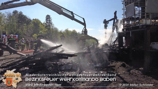 20200420 Brand einer Jagdhütte bei Furth a.d.Triesting  Foto: © Stefan Schneider BFK Baden