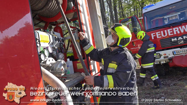 20200420 Brand einer Jagdhütte bei Furth a.d.Triesting  Foto: © Stefan Schneider BFK Baden