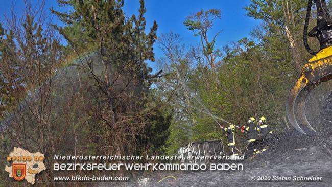 20200420 Brand einer Jagdhütte bei Furth a.d.Triesting  Foto: © Stefan Schneider BFK Baden