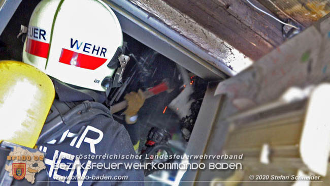 20200422 Brand in einem Nebengeäude in Traiskirchen  Foto: © Stefan Schneider BFK