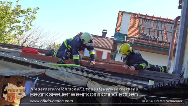 20200422 Brand in einem Nebengeäude in Traiskirchen  Foto: © Stefan Schneider BFK