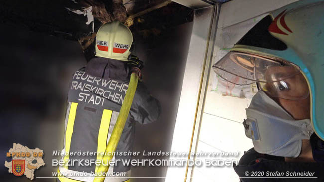 20200422 Brand in einem Nebengeäude in Traiskirchen  Foto: © Stefan Schneider BFK