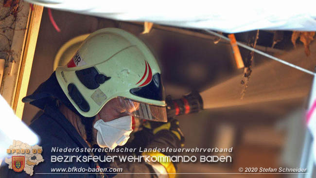 20200422 Brand in einem Nebengeäude in Traiskirchen  Foto: © Stefan Schneider BFK