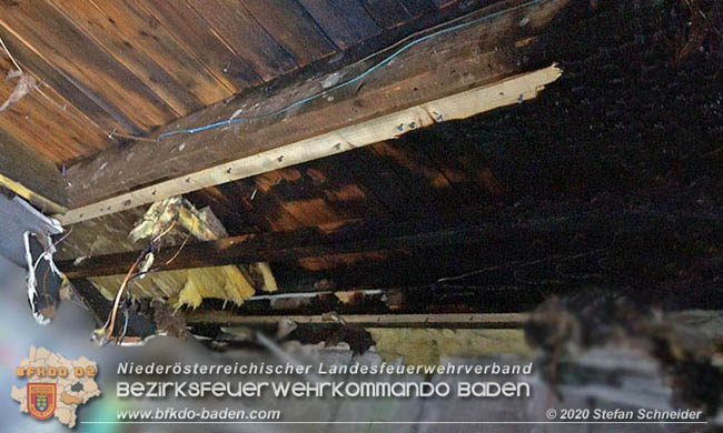 20200422 Brand in einem Nebengeäude in Traiskirchen  Foto: © Stefan Schneider BFK