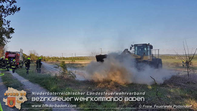 20200422 Brand von Getreideausputz in Pottendorf Foto: © Freiwillige Feuerwehr Pottendorf 20200422 Brand von Getreideausputz in Pottendorf Foto: © Freiwillige Feuerwehr Pottendorf